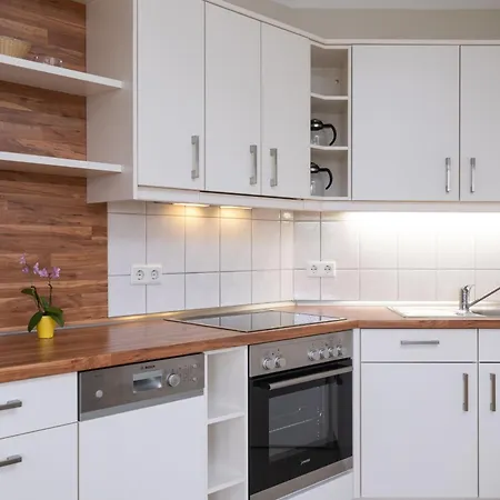 Apartment 663, Seepark