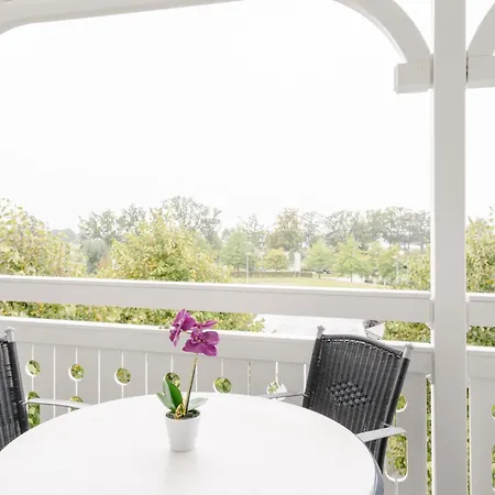 663, Seepark Apartment